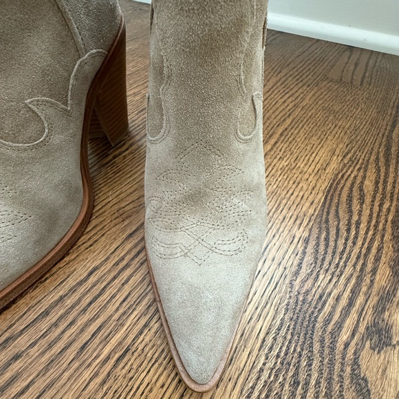 Sigerson Morrison Kalila suede western boots Size 37 beige - Picture 6 of 11